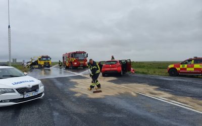 Harður árekstur við gatnamót Eyrarbakkavegar og Gaulverjabæjarvegar laugardaginn 29.júlí 2019